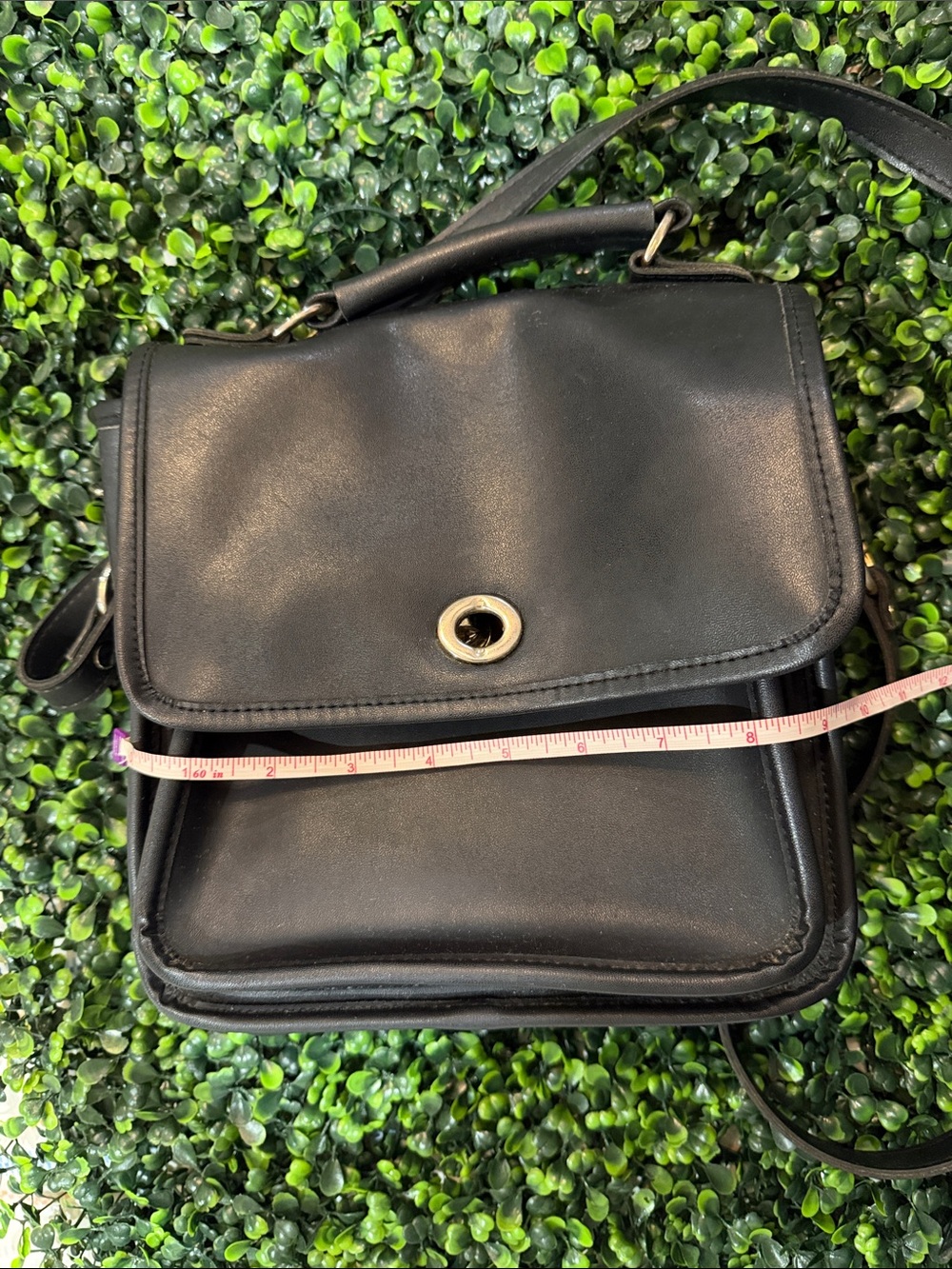 Coach Vintage Classic Black Leather Crossbody Bag - Picture 2 of 11